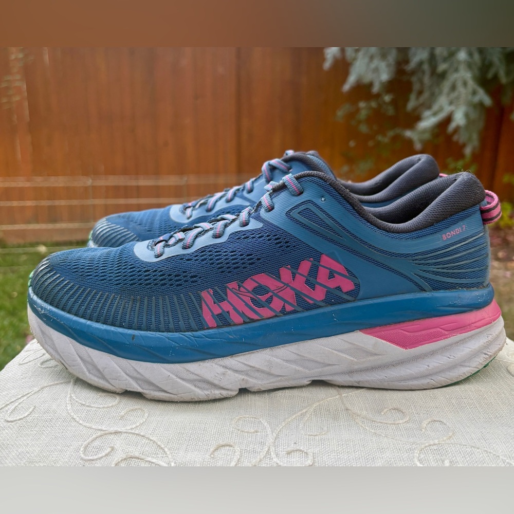 Hoka One One BONDI 7 Style 1110519 Blue & Pink Running Shoes. Women’s US Size 9
